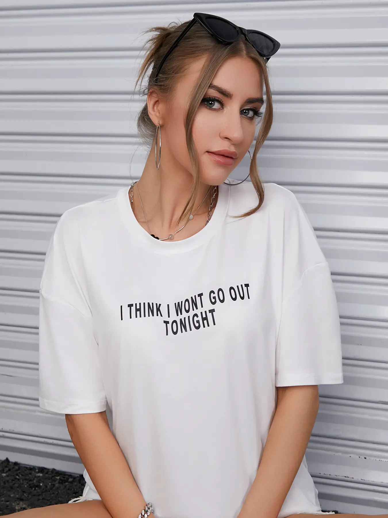 Elengatine White Letter Graphic Drop Shoulder Tee Casual
