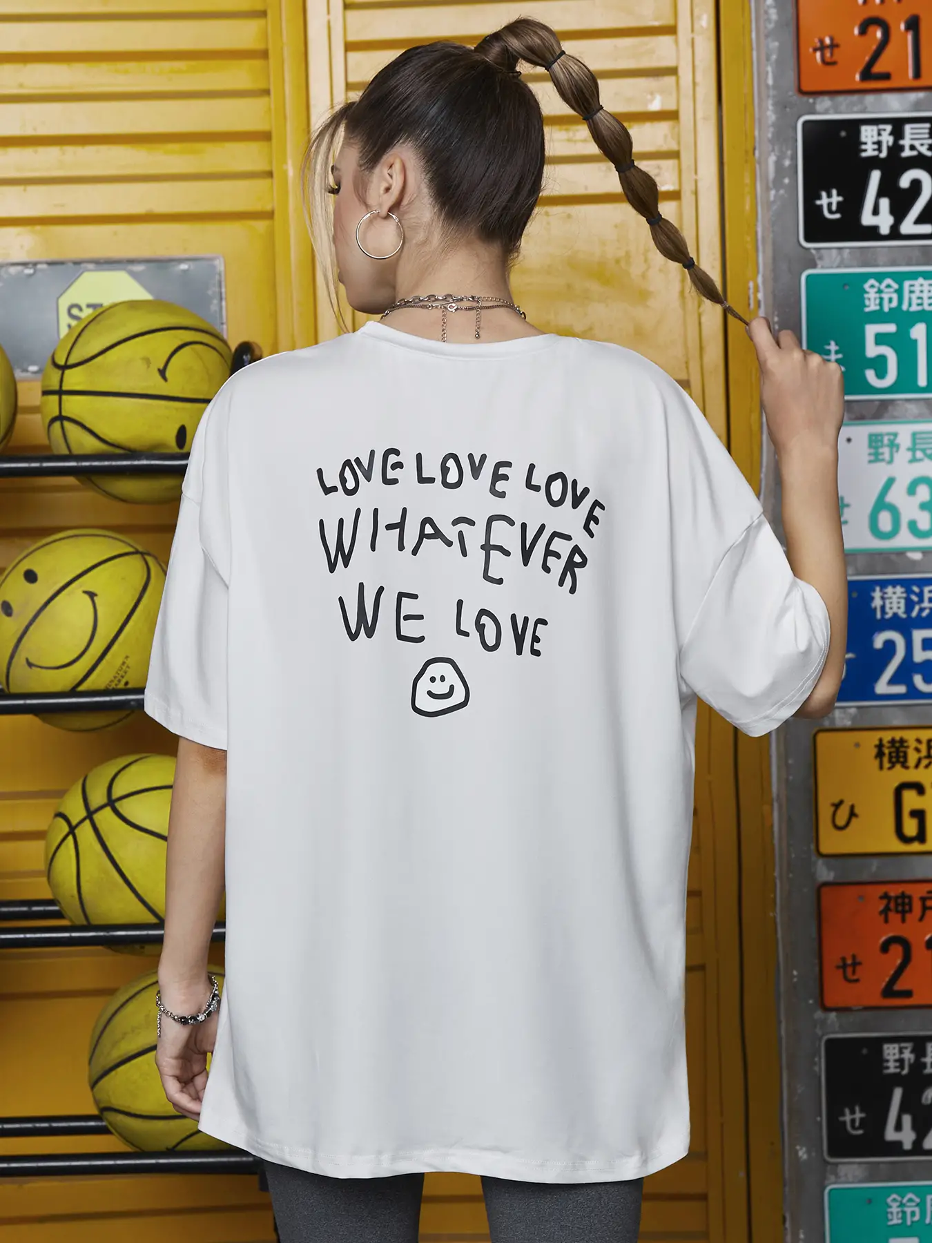 Elengatine Lovely Face&Letter Graphic Printing Drop Shoulder Tee