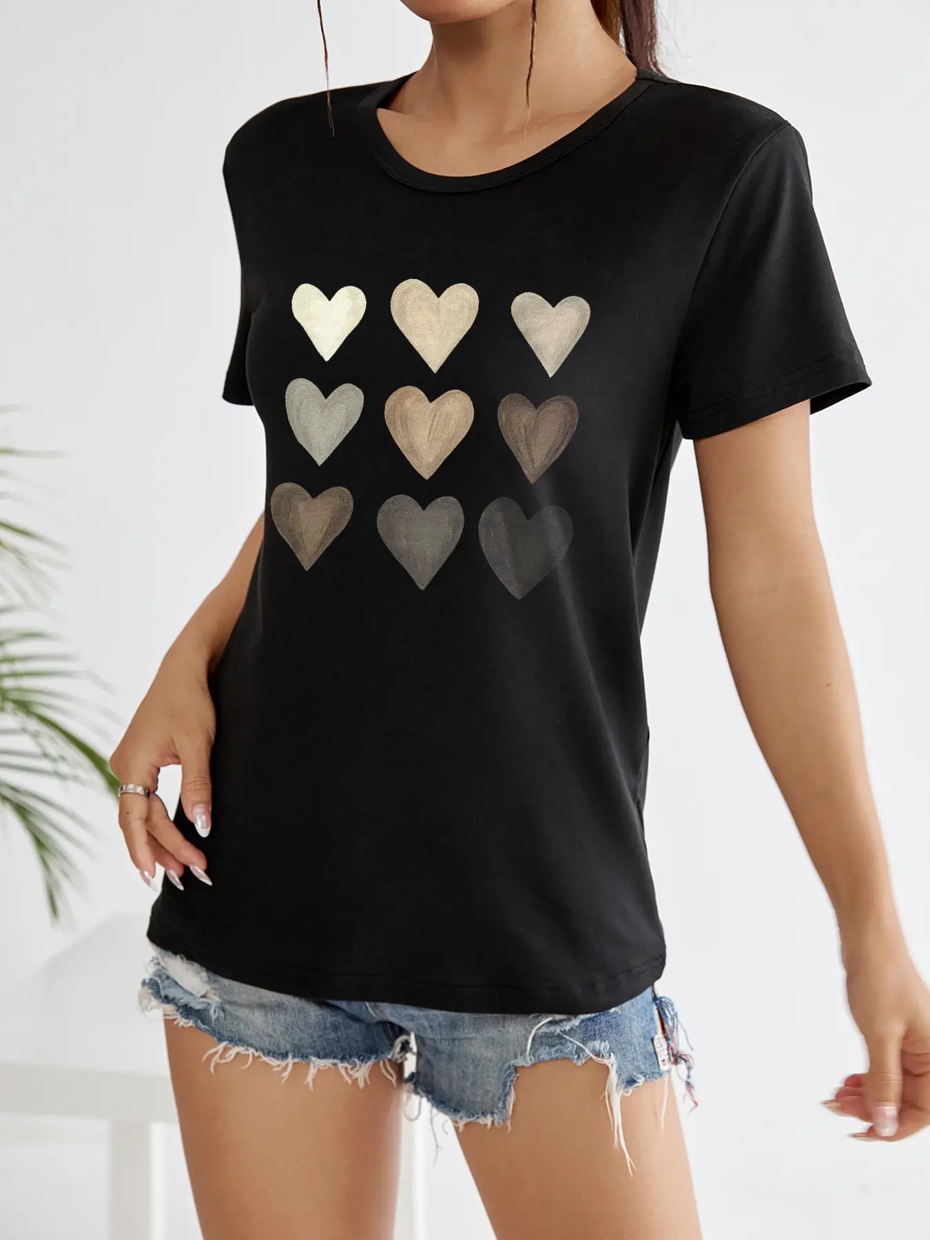 Elengatine Lovely Heart Printing Drop Shoulder Tee