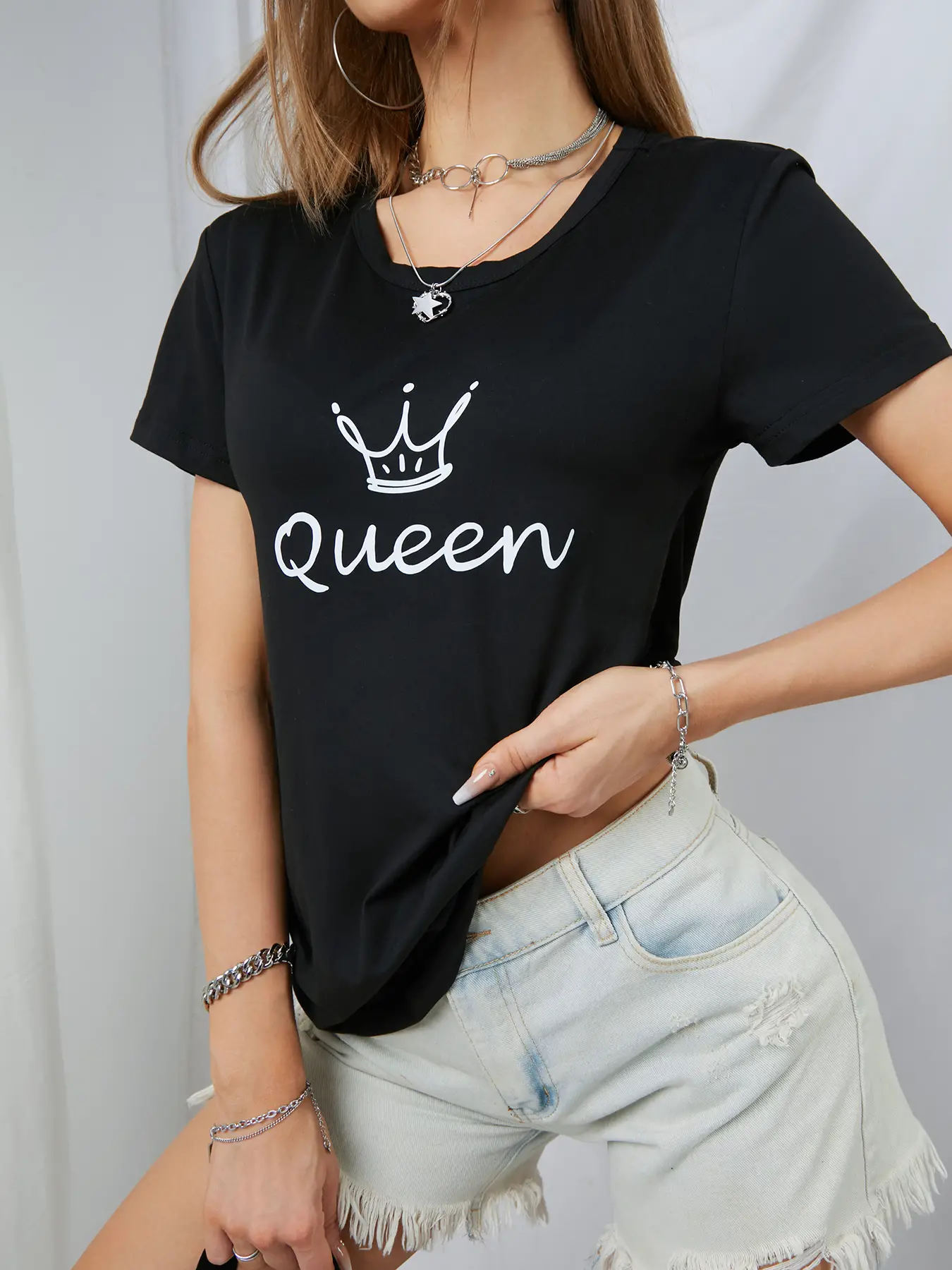 Elengatine QUEEN Graphic Printing Drop Shoulder Tee