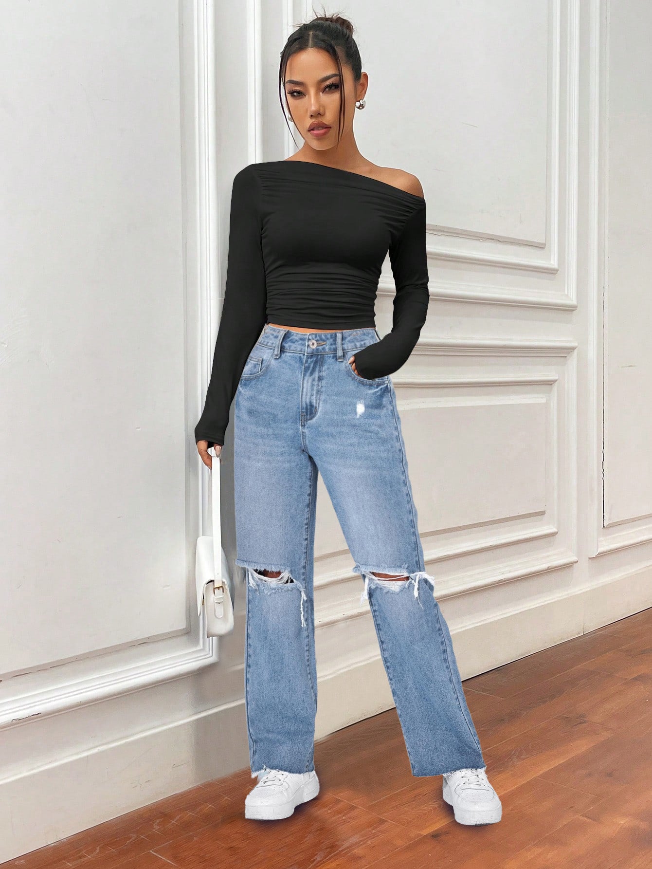 Elengatine 2 pcs set Causal Jeans with black long sleeved T-shirt for Women Model BXD0017 BXD0018