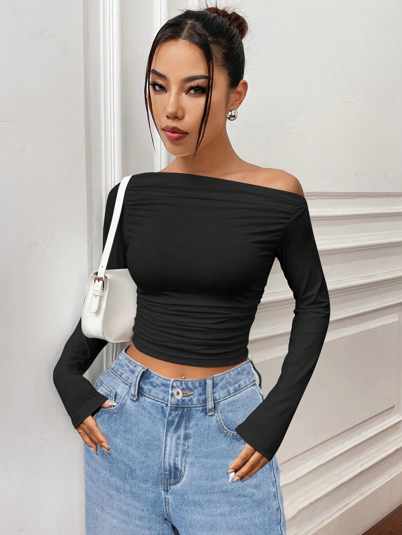 Elengatine 2 pcs set Causal Jeans with black long sleeved T-shirt for Women Model BXD0017 BXD0018