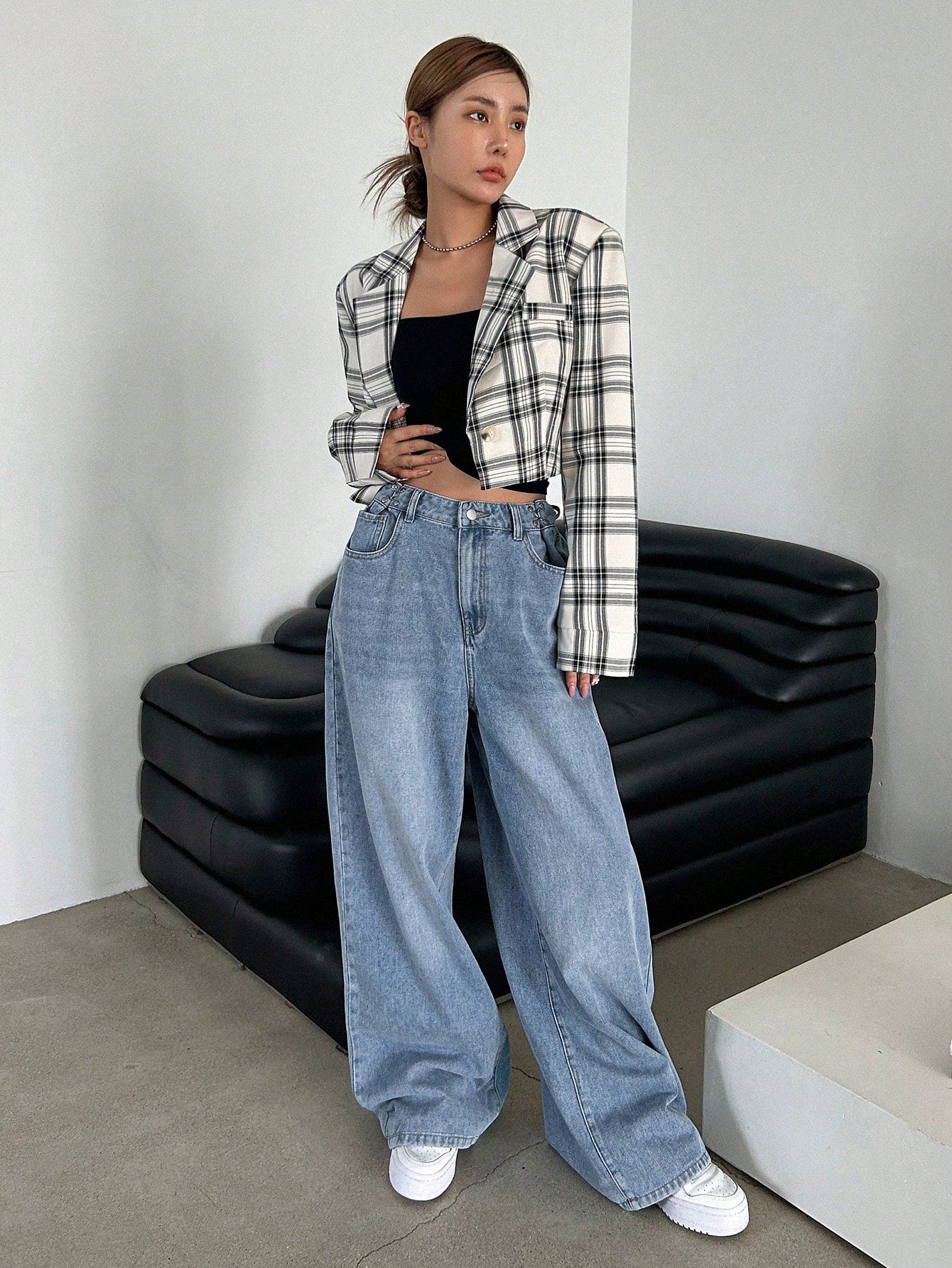 Elengatine Elengatine Non-Stretch Wide Leg Jeans with Adjustable Buckle BXD0047