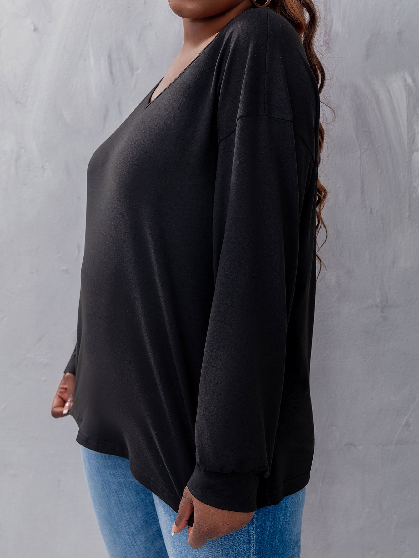 Elengatine Plus Solid V Neck Drop Shoulder Lace Back Top