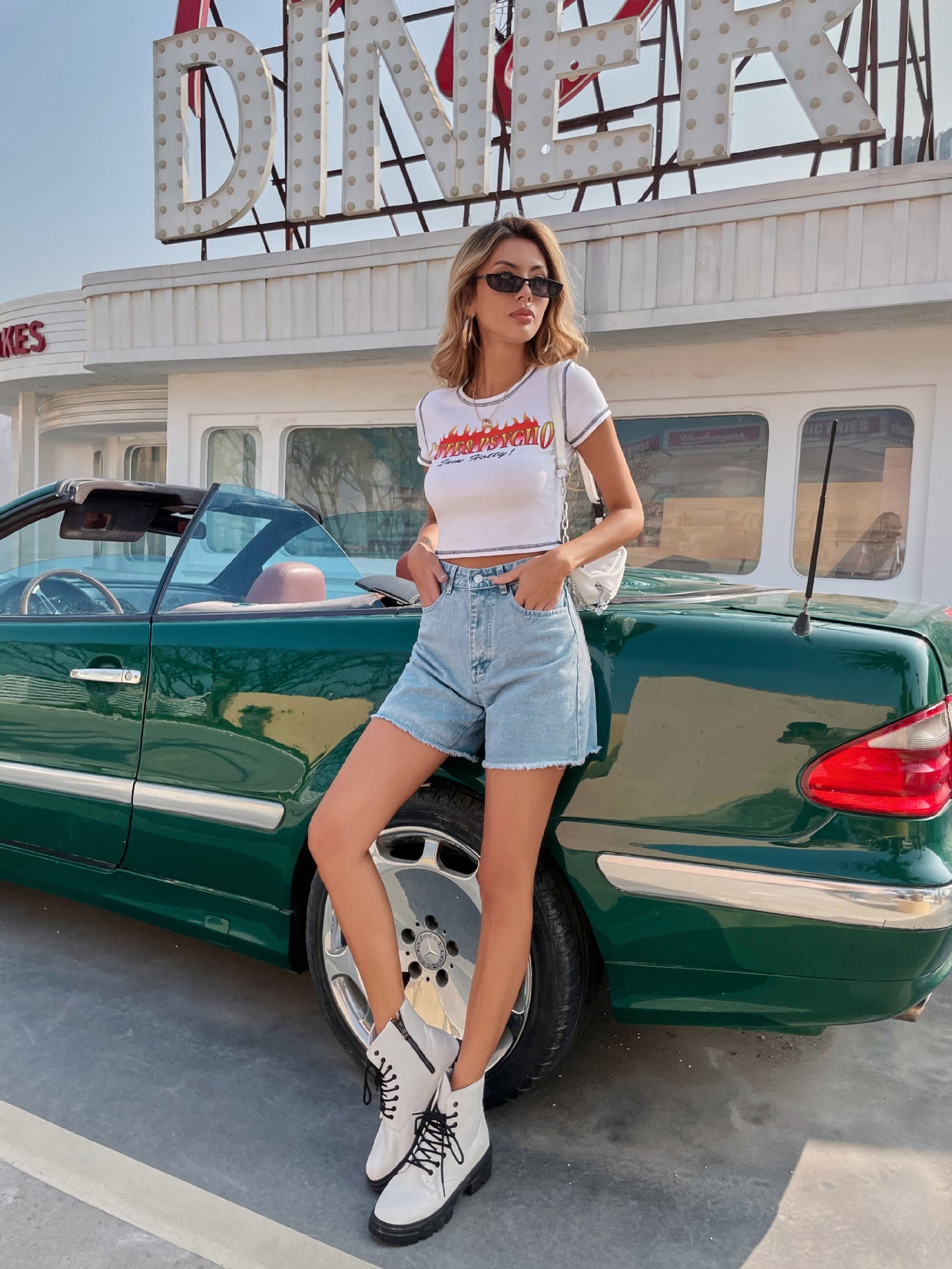 Elengatine High Waist Loose Raw Edge Denim Shorts, Casual Slimming Pants, New Casual Women's Bottom 30760