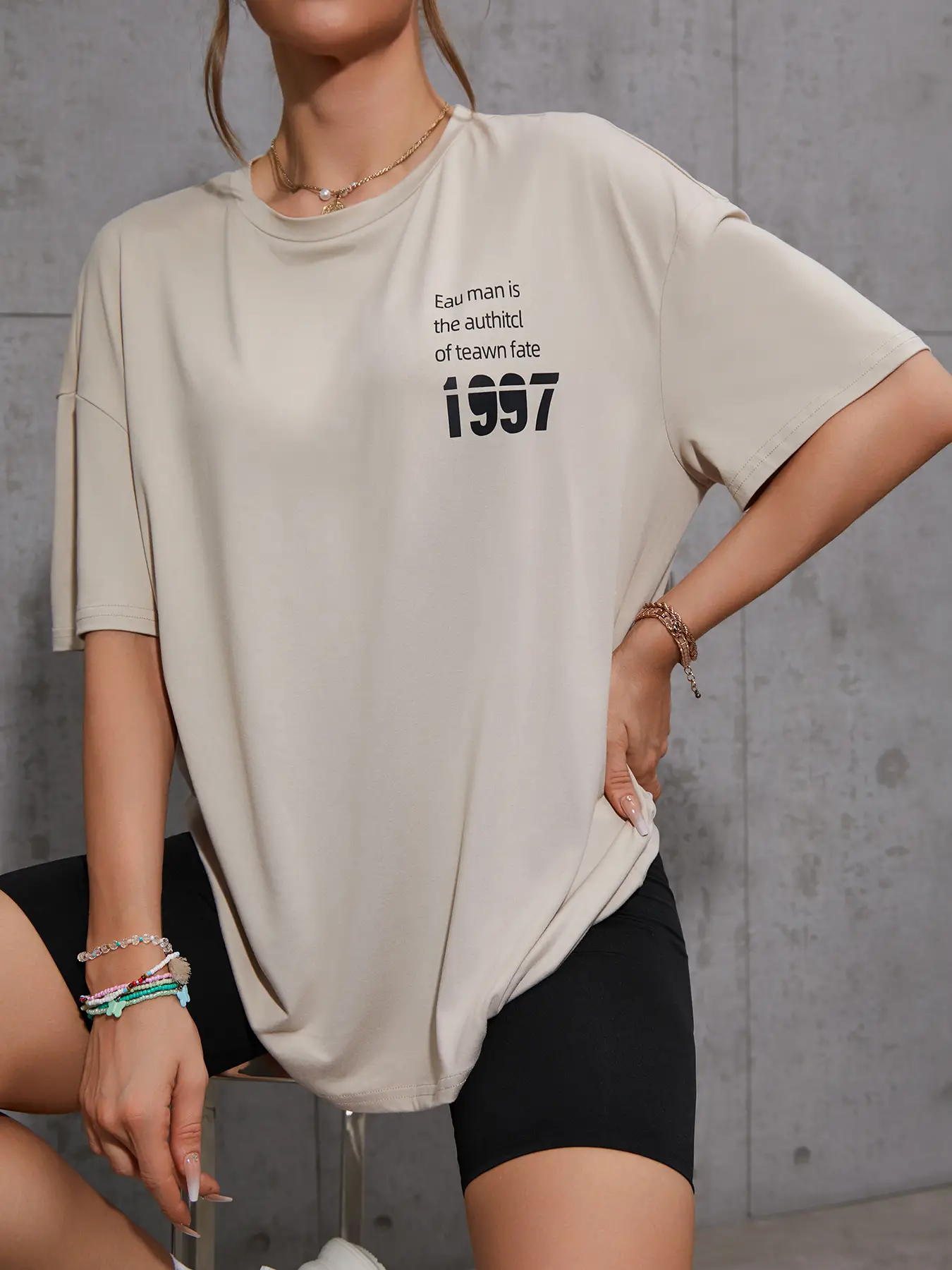 Elengatine Casual Oversized Drop Shoulder Letter Graphic Tee