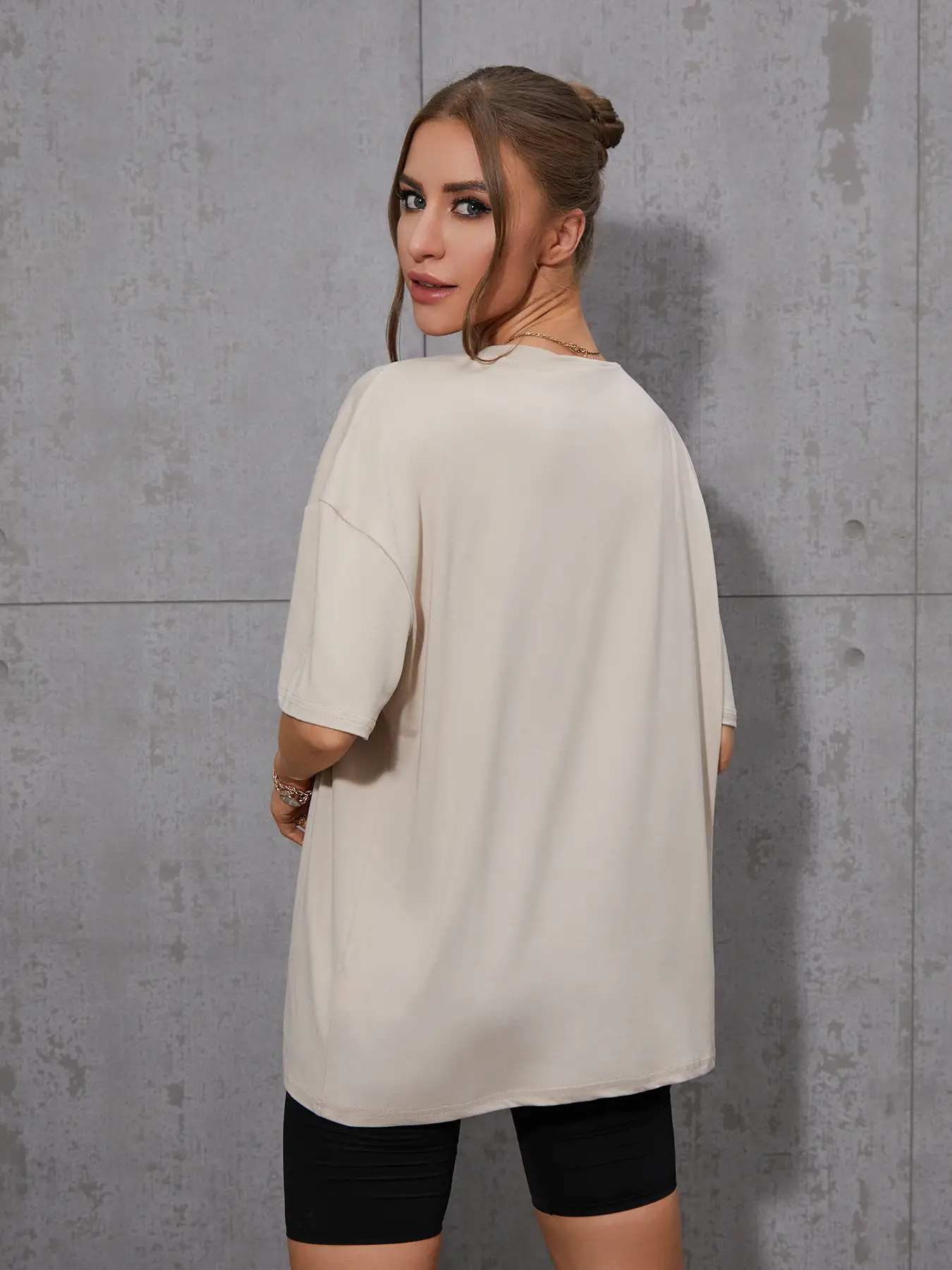 Elengatine Casual Oversized Drop Shoulder Letter Graphic Tee