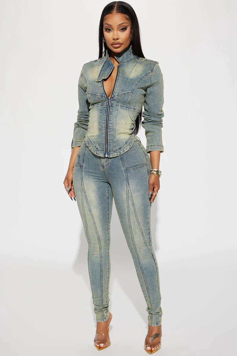 Elengatine Causal Blue Jeans for Women BTN018