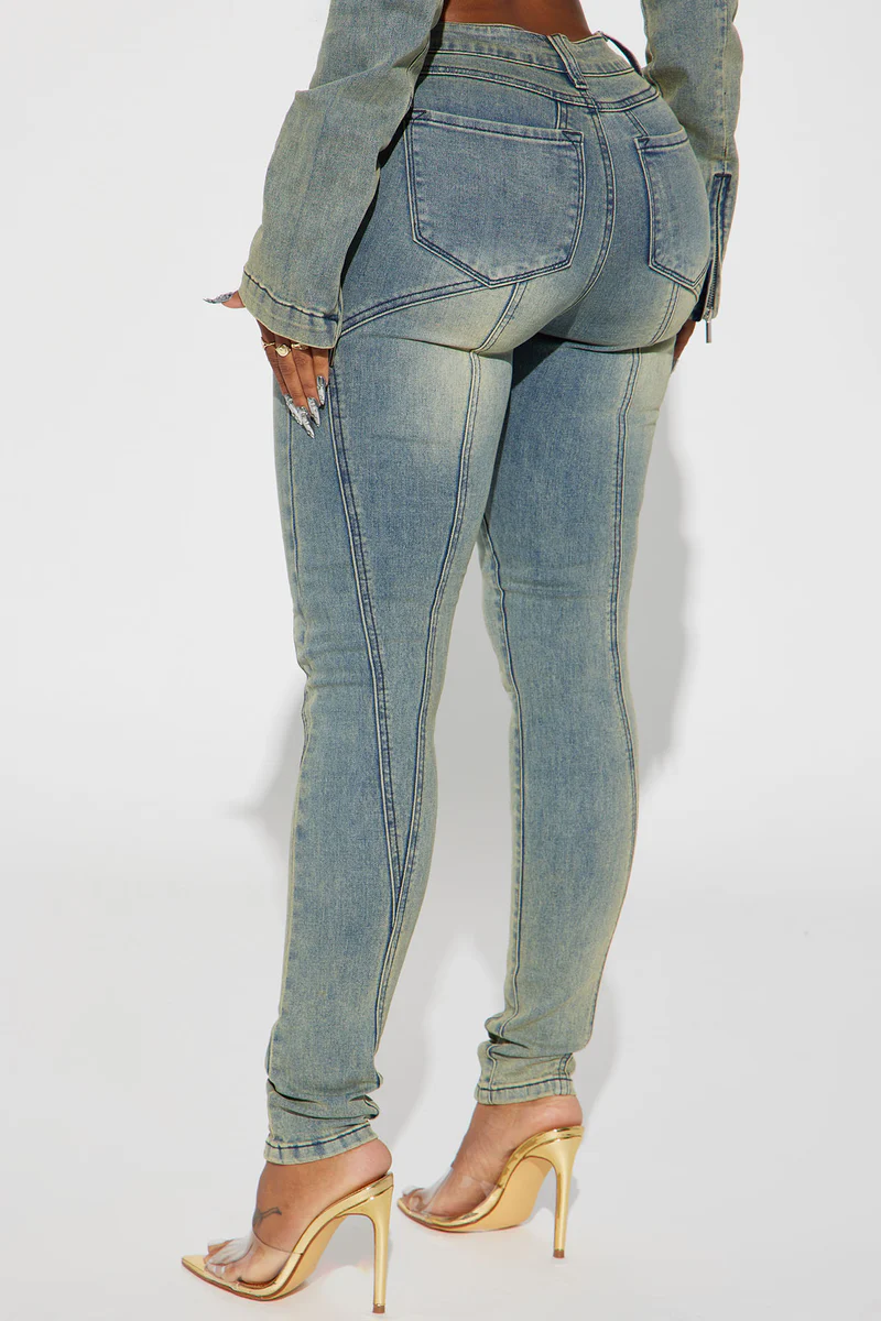 Elengatine Causal Blue Jeans for Women BTN018